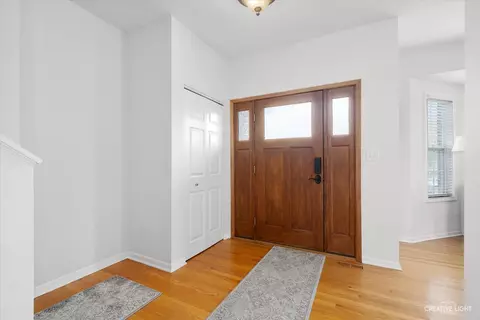 Entry Way - 15520 S Indian Boundary Line Rd, Plainfield, IL 60544 photo 1 of 2