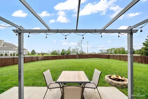 Exterior - 15520 S Indian Boundary Line Rd, Plainfield, IL 60544 photo 3 of 6