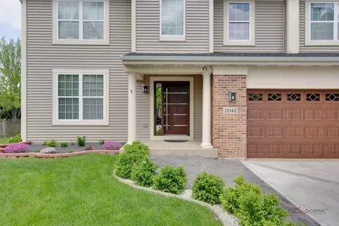 25140 Constitution Ct, Plainfield, IL 60544 photo 2