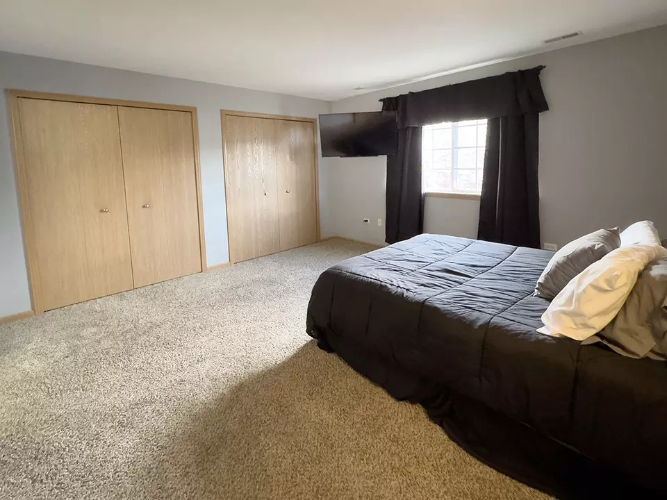 Bedroom - 981 Constance Ln #F, Sycamore, IL 60178 photo 2 of 2