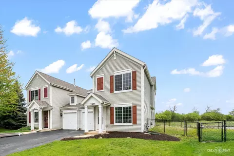 2475 Roxbury Ln, Montgomery, IL 60538