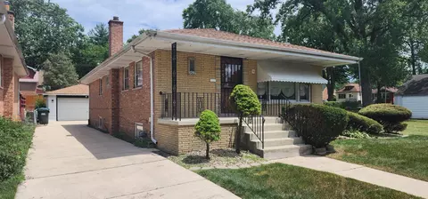 9609 S California Ave, Evergreen Park, IL 60805