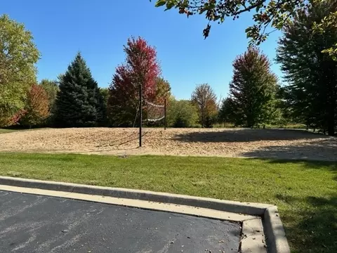 607 Waterford Rd, Elgin, IL 60124 photo 33