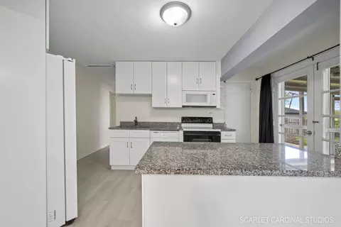 Kitchen - 920 Evergreen St, Wheaton, IL 60187 photo 1 of 3