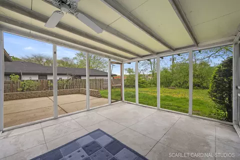 Exterior - 920 Evergreen St, Wheaton, IL 60187 photo 2 of 3
