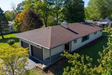 2519 S River Rd, Holiday Hills, IL 60051