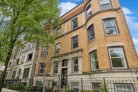 2026 N Howe St #2N, Chicago, IL 60614