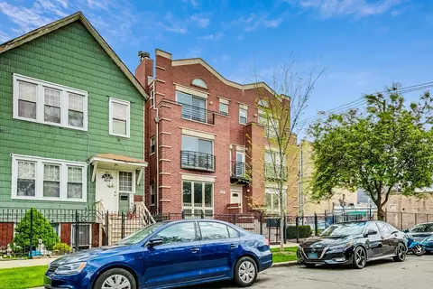 1617 N Artesian Ave #2N, Chicago, IL 60647