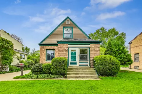237 E Washington St, Des Plaines, IL 60016