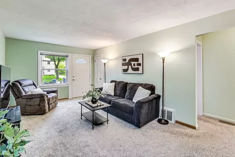 237 E Washington St, Des Plaines, IL 60016 photo 2
