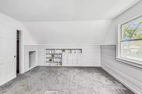 237 E Washington St, Des Plaines, IL 60016 photo 15
