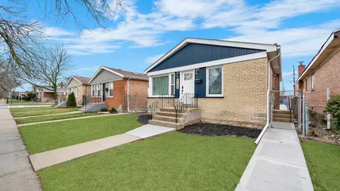 9150 S Emerald Ave, Chicago, IL 60620