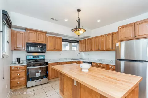 1130 N Lorel Ave, Chicago, IL 60651 photo 8