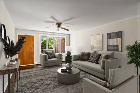 Living - 1036 E Grant Dr, Des Plaines, IL 60016 photo 1 of 3