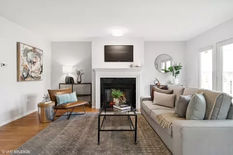844 S Morgan St, Chicago, IL 60607 photo 3