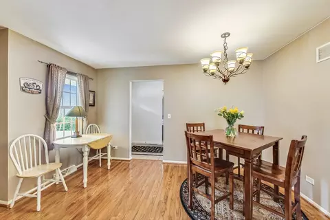 904 Houston Ave, Elgin, IL 60120 photo 8