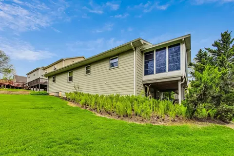 904 Houston Ave, Elgin, IL 60120 photo 38