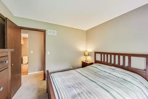 904 Houston Ave, Elgin, IL 60120 photo 16