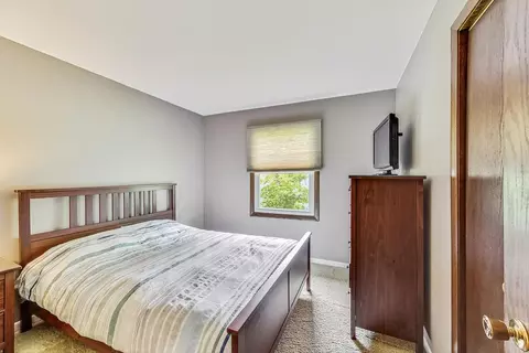 904 Houston Ave, Elgin, IL 60120 photo 15