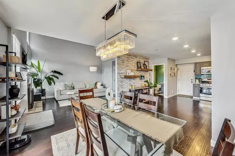 1306 Filly Ln, Bartlett, IL 60103 photo 9