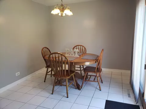 15230 Ridgeway Ave, Midlothian, IL 60445 photo 5