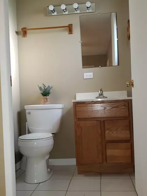 15230 Ridgeway Ave, Midlothian, IL 60445 photo 11