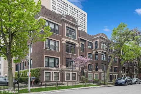 649 W Buena Ave #3, Chicago, IL 60613