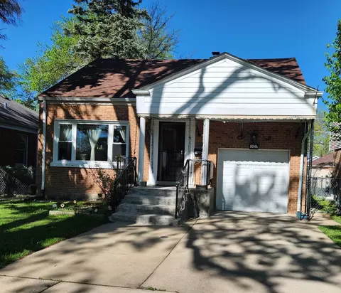 8046 Lowell Ave, Skokie, IL 60076