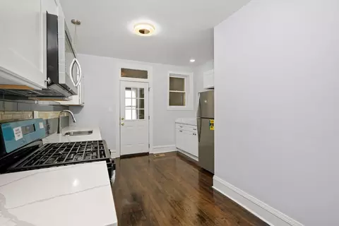 7734 S Merrill Ave, Chicago, IL 60649 photo 6