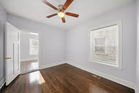 7734 S Merrill Ave, Chicago, IL 60649 photo 9