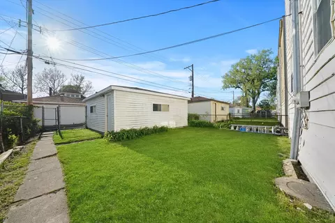 7734 S Merrill Ave, Chicago, IL 60649 photo 19