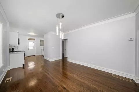 7734 S Merrill Ave, Chicago, IL 60649 photo 4