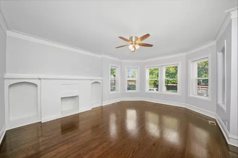 7734 S Merrill Ave, Chicago, IL 60649 photo 2