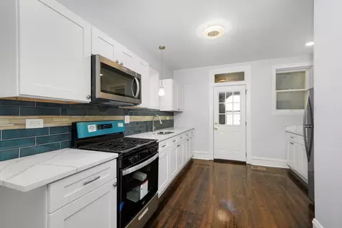 7734 S Merrill Ave, Chicago, IL 60649 photo 5