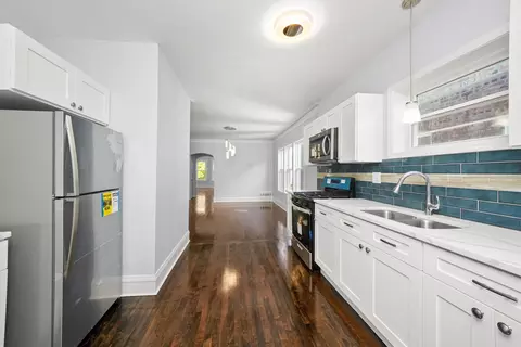 7734 S Merrill Ave, Chicago, IL 60649 photo 13