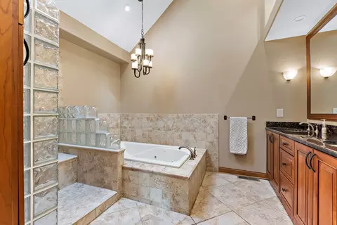 625 Woodlea Rd, Kankakee, IL 60901 photo 10