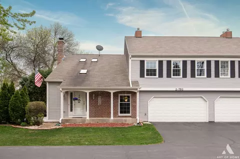 2 S752 Timber Dr #752, Warrenville, IL 60555