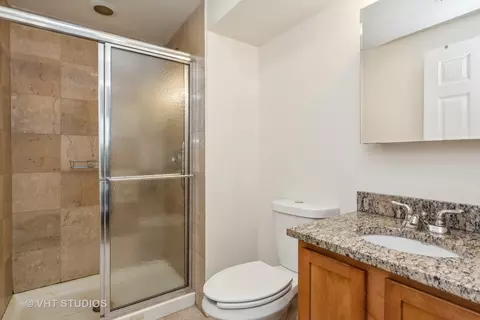 Bath - Undisclosed, Chicago, IL 60659 photo 1 of 2