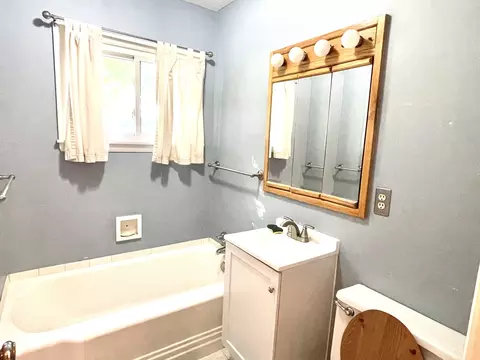 2102 Crescent Dr, Peru, IL 61354 photo 23