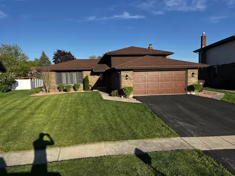 17155 Bethany Ln, Tinley Park, IL 60487
