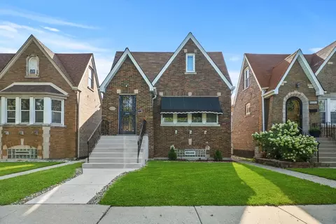 6417 S Tripp Ave, Chicago, IL 60629