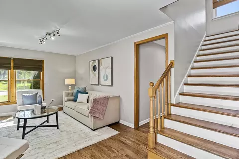 1218 Pine St, Glenview, IL 60025 photo 4