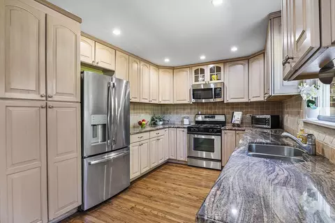 1218 Pine St, Glenview, IL 60025 photo 14