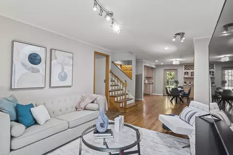 1218 Pine St, Glenview, IL 60025 photo 6