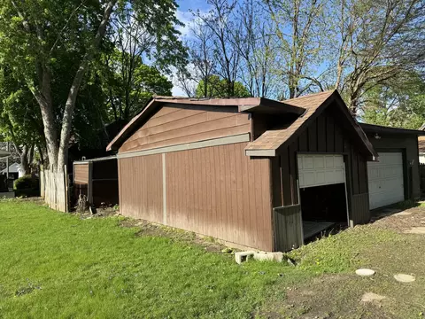Exterior - 311 E 11th St, Sterling, IL 61081 photo 4 of 4