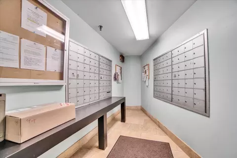 711 S Des Plaines River Rd #204, Des Plaines, IL 60016 photo 29