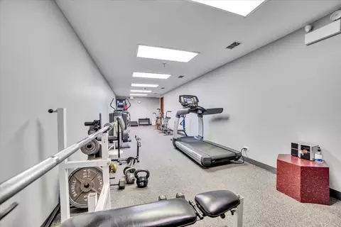 711 S Des Plaines River Rd #204, Des Plaines, IL 60016 photo 33