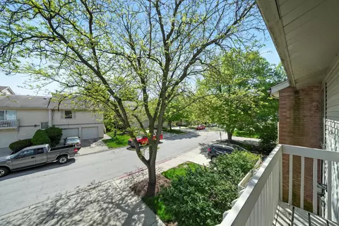 1542 Elder Dr, Aurora, IL 60506 photo 2