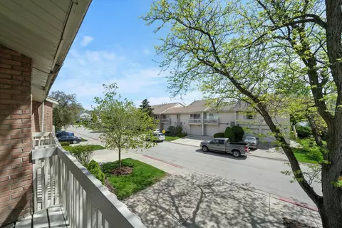 1542 Elder Dr, Aurora, IL 60506 photo 3