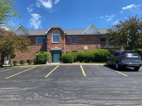 1360 Cunat Ct #2C, Lake In The Hills, IL 60156